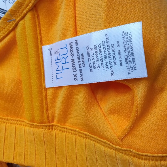 Bikini Top Ribbed Keyhole Plus Size stretchy Soft Vibrant color rich texture - Picture 10 of 15